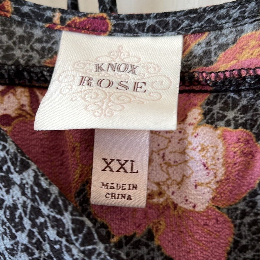 🌻 3/$15 Knox Rose Top-XXL - Picture 2 of 6